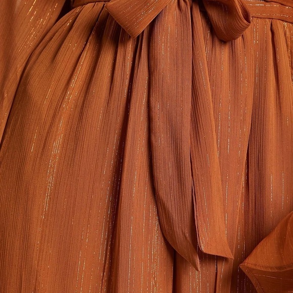 NWT,SHOWPO.,DANGEROUS WOMAN MAXI DRESS - PLUNGE THIGH SPLIT DRESS IN RUST,SIZE 6 - Picture 7 of 16